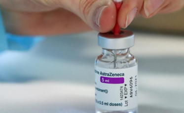 Reações são comuns à vacina AstraZeneca
