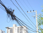 Projeto prevê alterações na lei que obriga retirada de fios em desuso