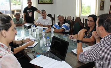 Em Maracajá, servidores podem 