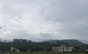 Semana inicia com tempo nublado na região Sul