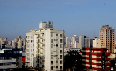Quinta-feira é de tempo bom e calor