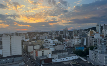 Chuva passageira deve atingir a região nesta sexta-feira