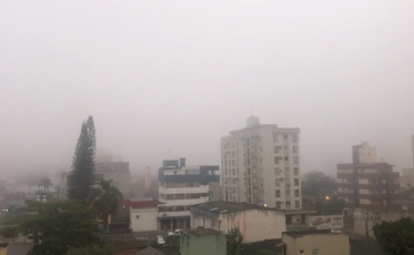 Motoristas precisam de atenção com a neblina