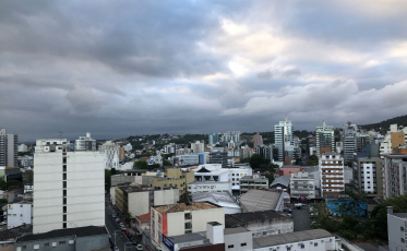Quinta-feira de tempo bom no Sul de SC