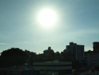 Terça ensolarada e quente na região