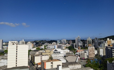 Quarta-feira com céu claro no Sul de Santa Catarina 