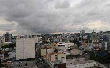 Sexta-feira com nebulosidade na região Sul de SC 
