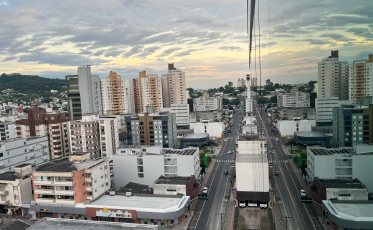 Semana inicia com bom tempo no Sul de SC
