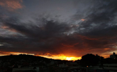 Frio e tempo bom nesta quarta-feira