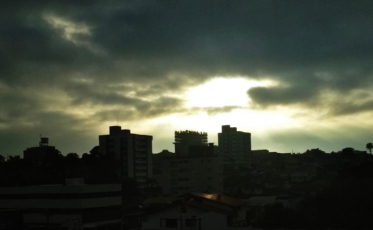 Sábado começa com tempo bom, mas deve ter chuva a tarde