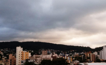 Frente fria chega à região hoje