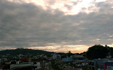 Segunda-feira com tempo bom no Sul