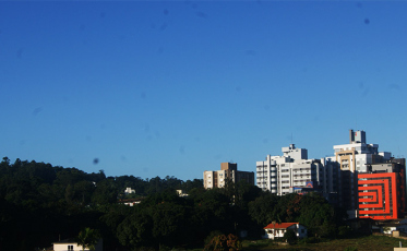 Sábado de sol e calor na região