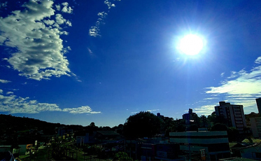 Semana começa com tempo bom no Sul