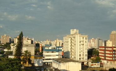 Sexta-feira de tempo bom e calor