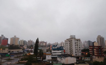 Terça-feira com chuva na região