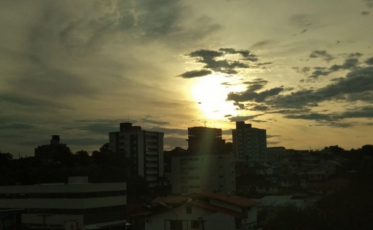 Domingo será de sol entre nuvens em Criciúma e região