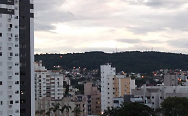 Frente fria chega para reduzir o calor