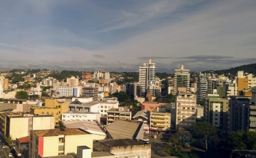 Feriadão deve ser ensolarado no sul
