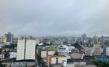 Márcio Sônego: chuva continua até o fim da tarde desta quinta-feira (ÁUDIO)