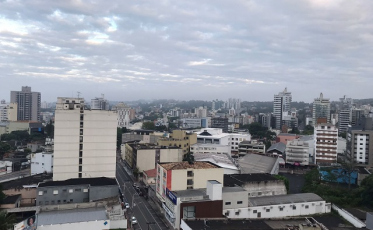 Tempo instável com previsão de chuva no sul