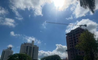 Semana será de sol e forte calor em Criciúma e região
