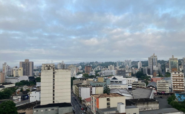 Nebulosidade e risco de chuva deve marcar o início da semana no Sul do Estado (ÁUDIO)