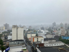 Com a passagem de frente fria, semana começa chuvosa em Criciúma e região