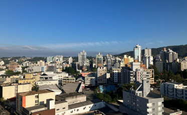 Márcio Sônego: chuva forte chega no início da madrugada deste sábado na região (ÁUDIO)