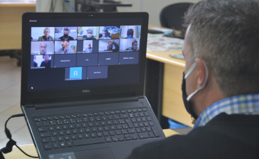 Estiagem: Secretário anuncia linhas de crédito para prefeitos