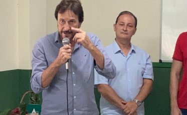 Prefeito para servidores: “fazer esse jogo não vai funcionar”