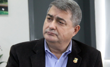Antídio Lunelli renuncia ao cargo neste sábado