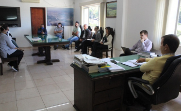 Pandemia exigira redução de salários de comissionados em Maracajá