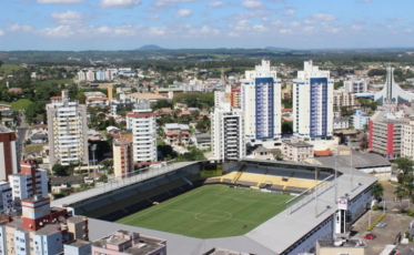 Estádio Heriberto Hülse é ponto de coleta de donativos do SOS Rio Grande do Sul 