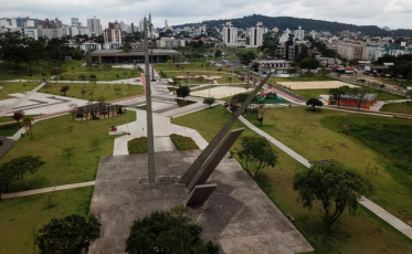 Criciúma celebra 100 anos com mudanças no atendimento público nesta terça-feira