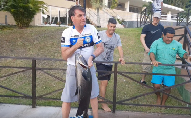 Bolsonaro pode ajudar o Tubarão contra crise financeira