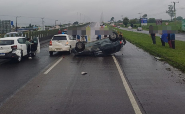 BR-101: engavetamento envolvendo sete veículos deixa motorista ferido em Araranguá