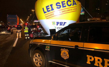 PRF flagra 126 motoristas embriagados no fim de semana