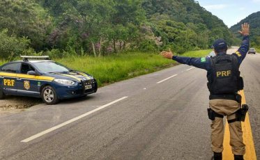 Primeiro fim de semana do ano com mortes e acidentes nas rodovias federais de SC