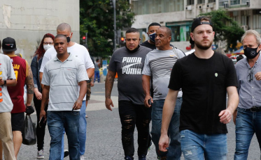 Covid-19: Brasil registra 40.149 novos casos e 205 mortes em 24 horas