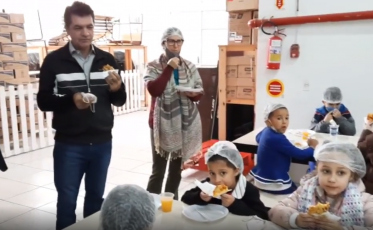 Intenção de Salvaro sobre aulas presenciais esbarra em decreto estadual 