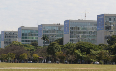 Lula anuncia mais 16 ministros da futura gestão; confira