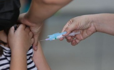 Pesquisa indica aceitação de vacinação infantil nas escolas