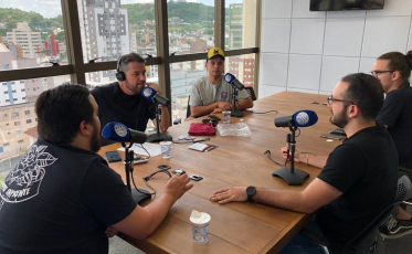 Quatro Quartos: uma banda e quatro amigos 