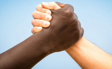 “A gente ainda vive a realidade de um país racista”