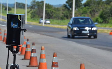 Radares móveis são suspensos nas rodovias federais 