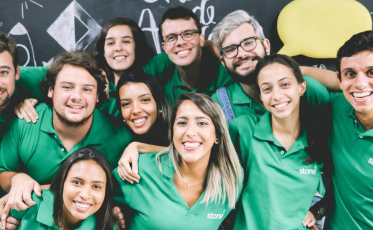 Stone abre vagas de emprego em Criciúma