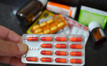 Medicamentos fora do prazo de validade representam risco à saúde