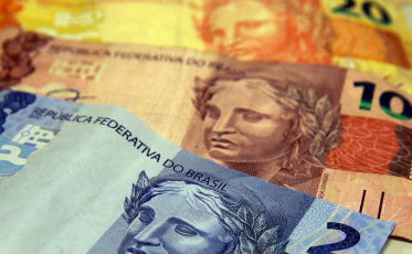 Economia surpreende 