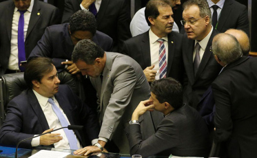 Câmara retoma votação de destaques da reforma da Previdência